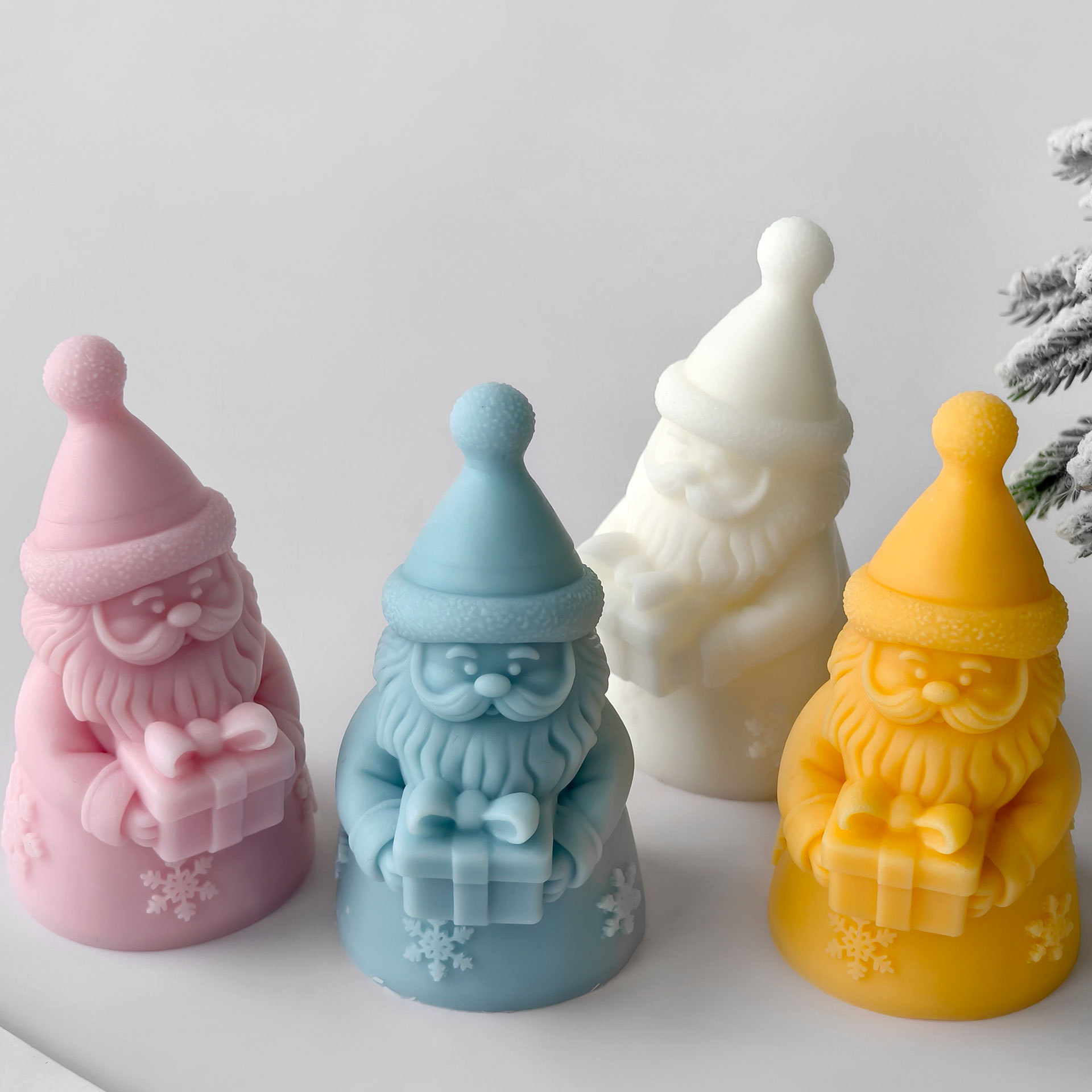 Santa Claus Gift Box Silicone  - Soy Wax Pillar Blend 评论和价格